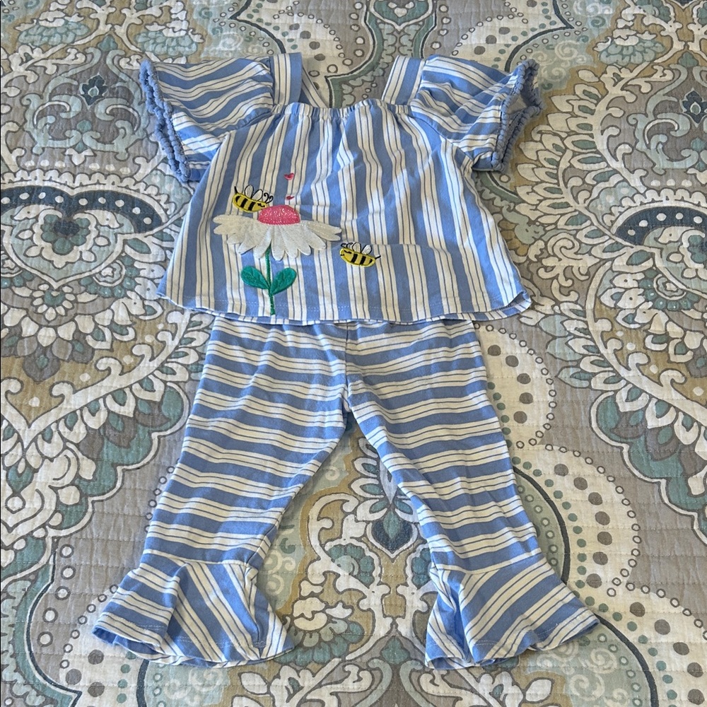 Rare Editions Light Blue and White Striped Flower and Bee Outfit